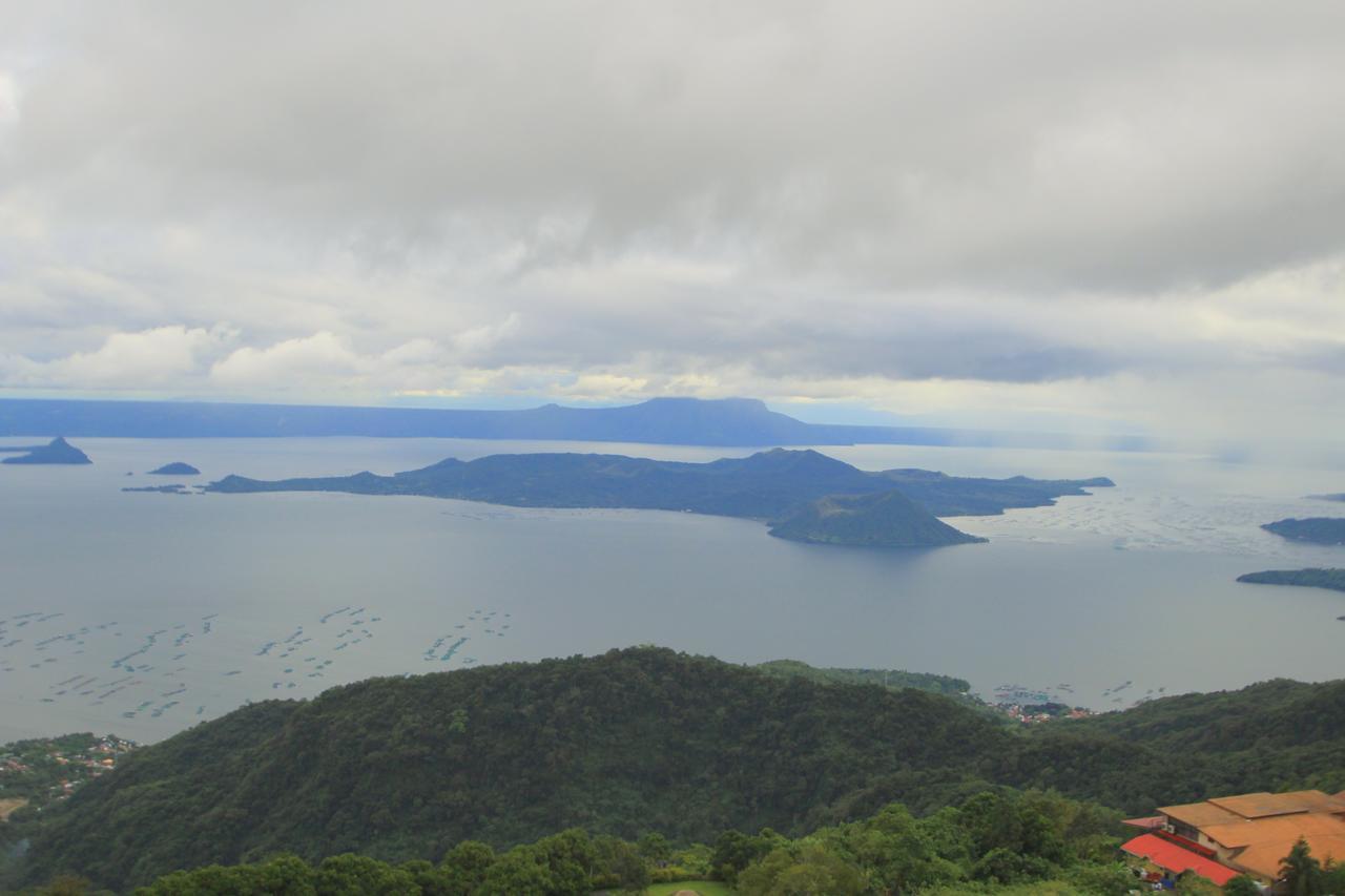 Taal View Room Tagaytay Staycation With Wifi Tagaytay City Εξωτερικό φωτογραφία